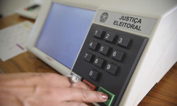 Datafolha: 96% dos eleitores pretendem votar no segundo turno