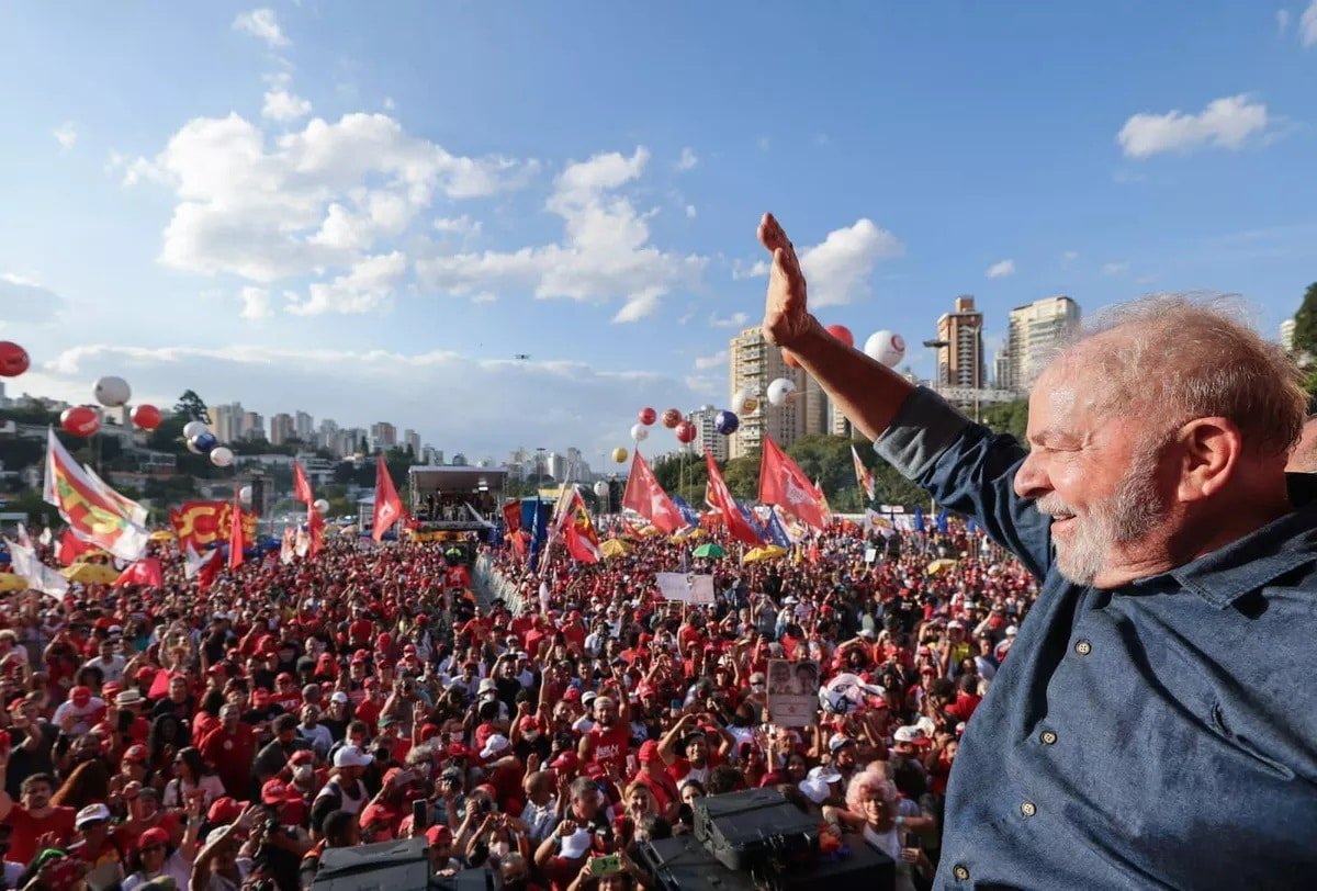 Em manifestação, Lula fala sobre economia, mas não menciona reforma  trabalhista - Canal MyNews – Jornalismo Independente