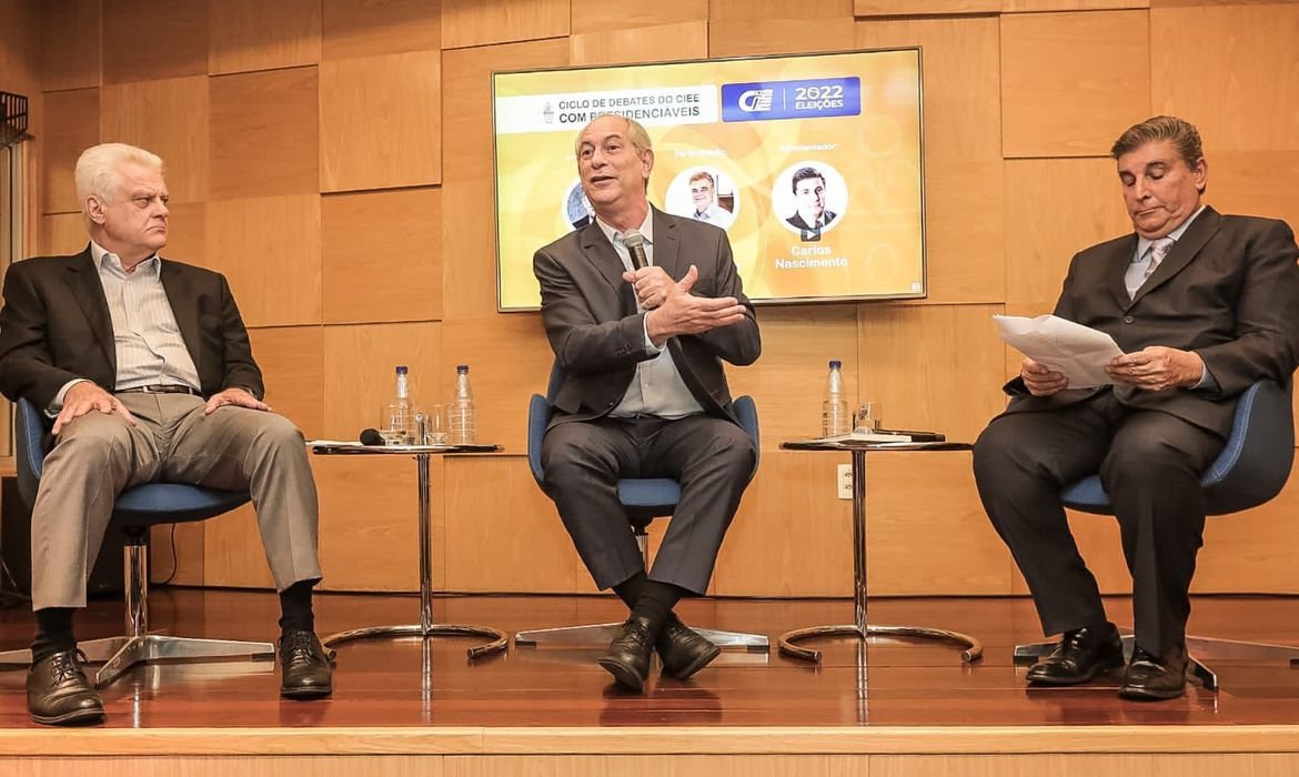 Ciro Gomes promete intensificar esfor os federais contra o crime