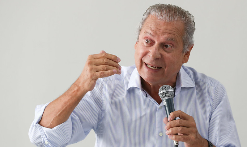 Dirceu descarta assumir presidência do PT: “Já fiz o dever de casa”