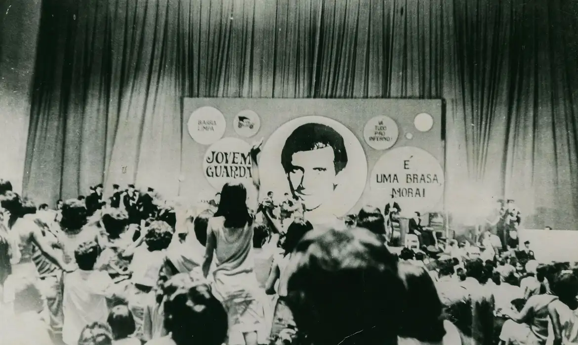 Exposição em SP celebra 60 anos da Jovem Guarda