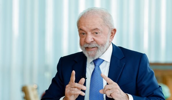 Lula reforça críticas às bets: “Não é correto gastar o que não tem”