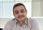 Elias Jabbour acena para Renan Santos em busca de diálogo