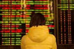 Mercado financeiro dispara após 1º turno e precifica favoritismo nas urnas