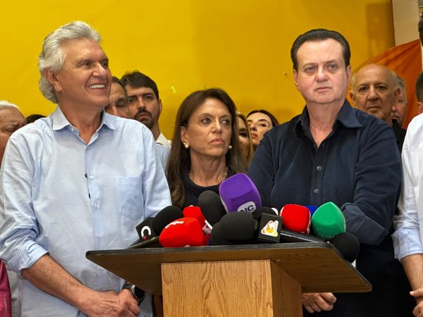 Caiado aumenta o tom contra a polarização: “Quem rouba com a mão direita ou esquerda é ladrão”