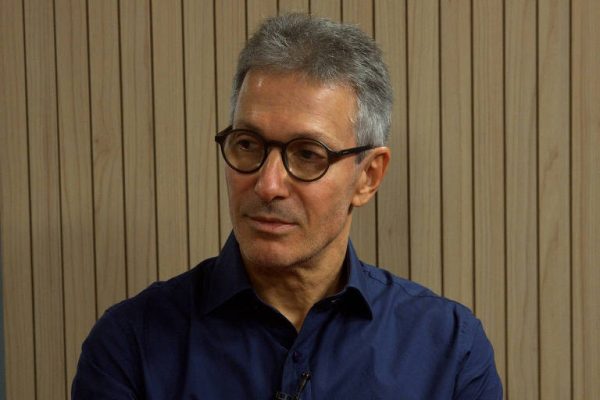 Zema se distancia de Bolsonaro e fica isolado na direita? Bastidores da crise