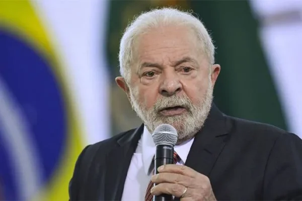 Lula recebe nota 3 de colunistas em sabatina na TV Globo