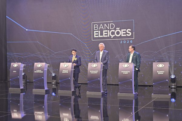 Renan leva Lula para o centro do debate na Band e dispara nas redes