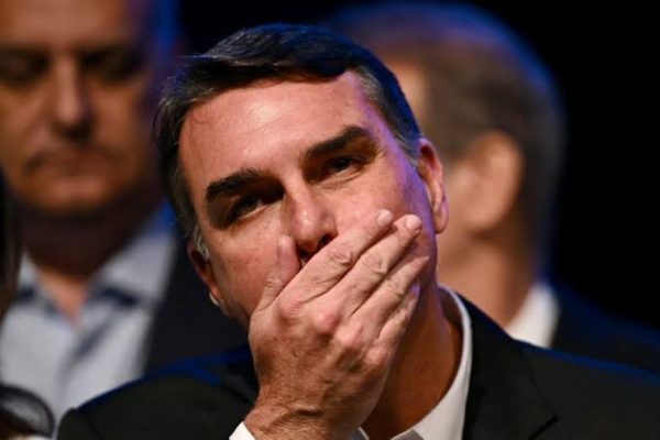 Filiado ao Missão em suposta fraude, Flávio não pode registrar candidatura