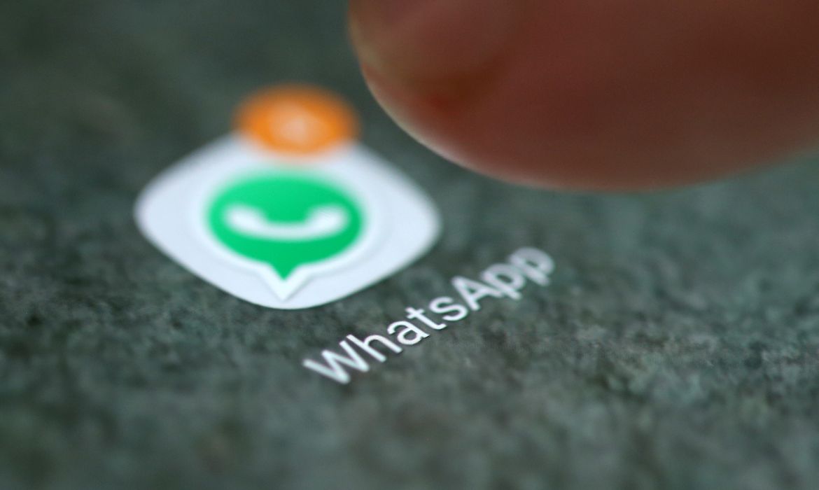 TSE define regras para canais de WhatsApp ligados a campanhas eleitorais