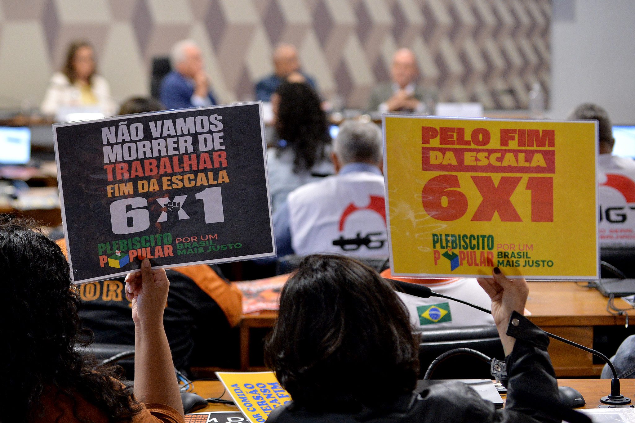 Escala 6×1 ganha peso eleitoral no segundo turno