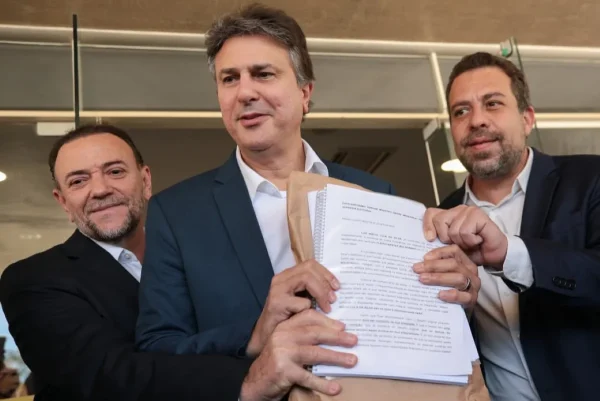 Quebra de sigilo vira arma política na reta final da campanha
